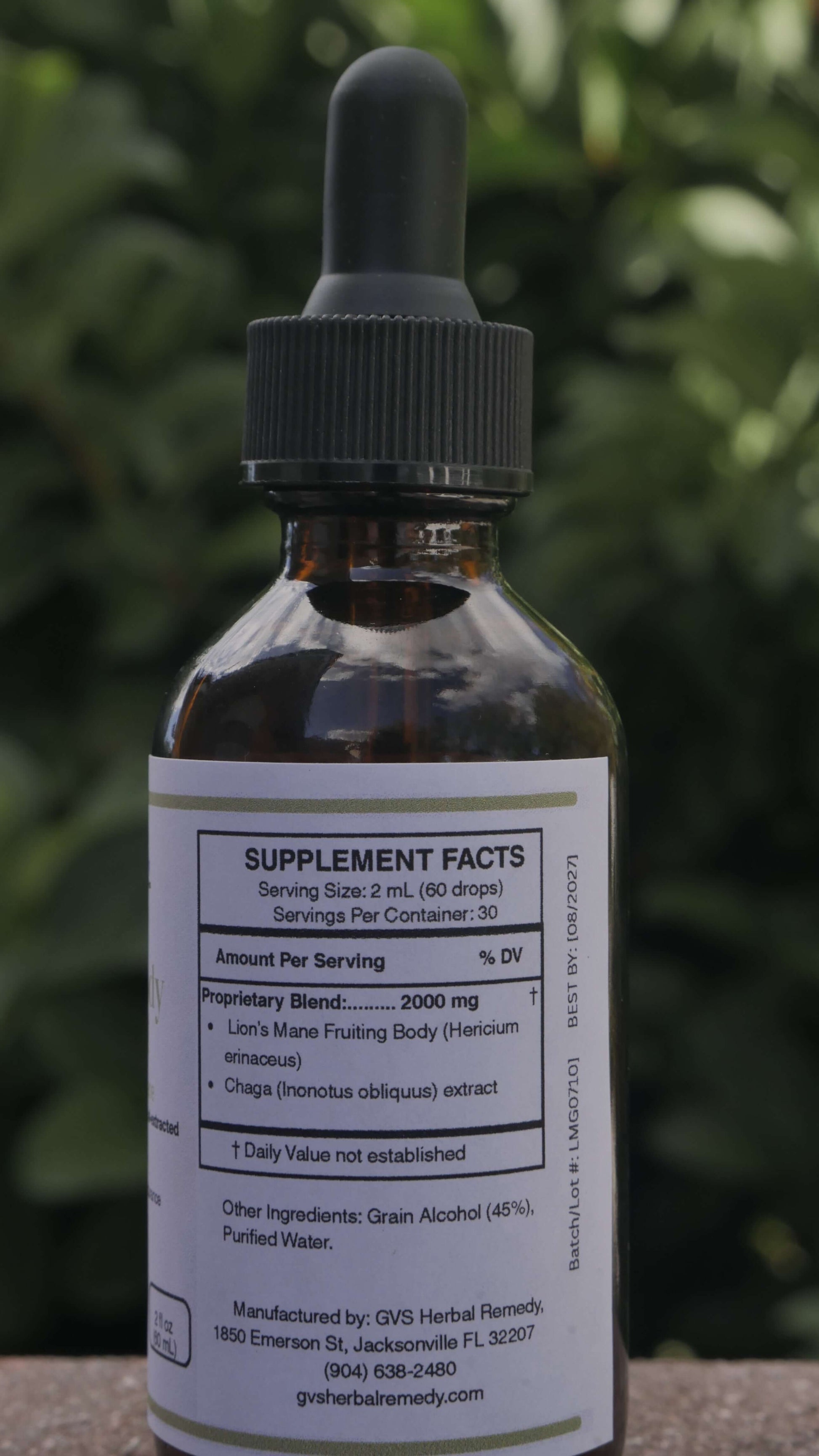Supplement facts label on a Lion's Mane & Chaga tincture showcasing its ingredients and dosage.